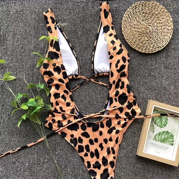 Leopard print string monokini - Picture 6 of 8